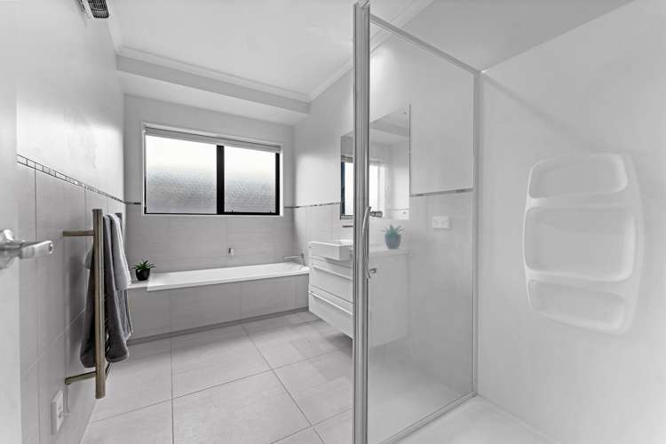 4 Creda Road Wattle Downs_11