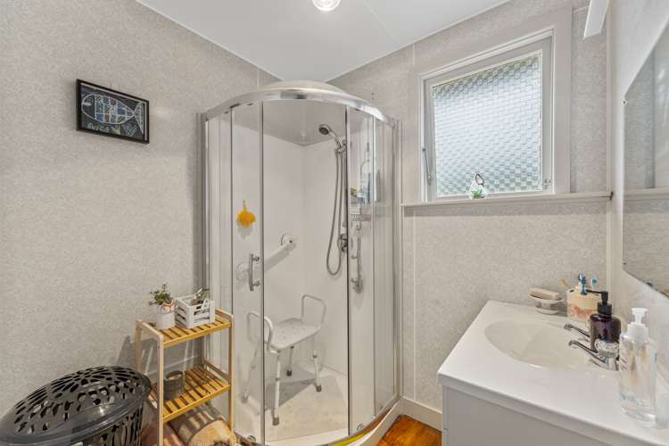 4 Saunders Street Brockville_11