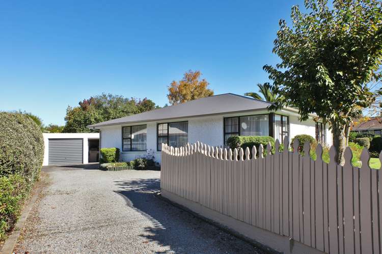 355 Sawyers Arms Road Harewood_10