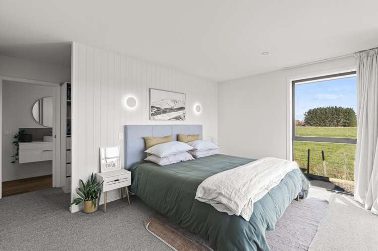 39 George Street Bulls_21