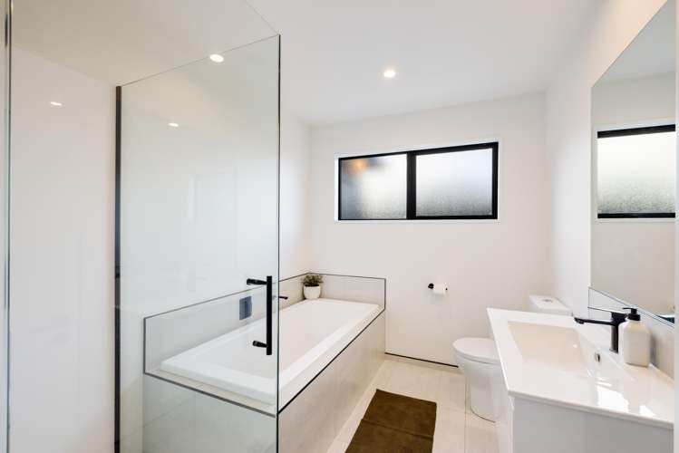 32 Mckerrow Street Marshland_13