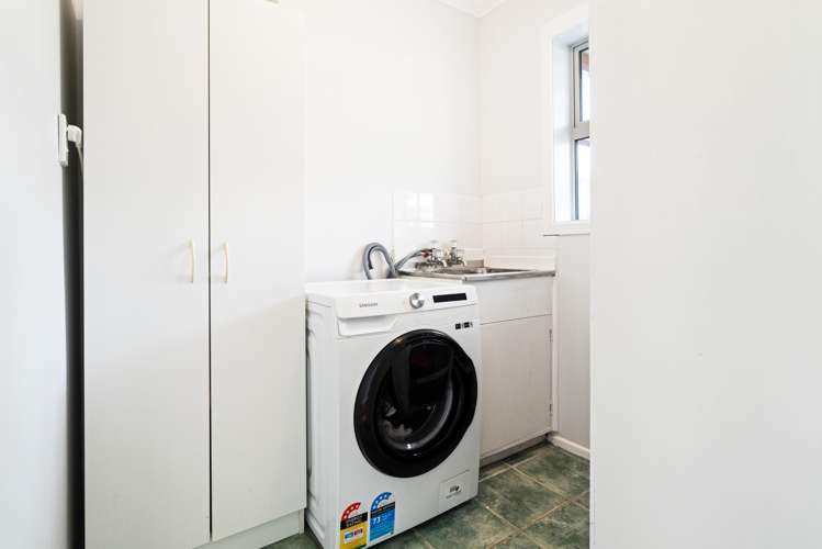 71 Wallace Road Mangere Bridge_21