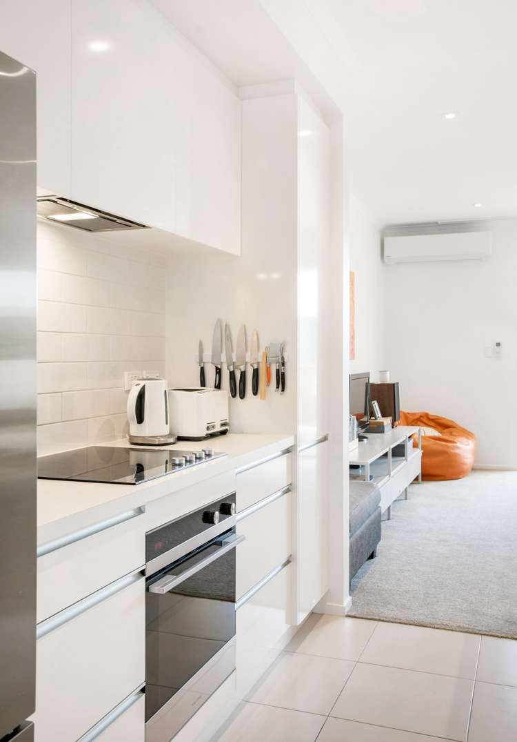 6 Torea Tai Road Hobsonville_5