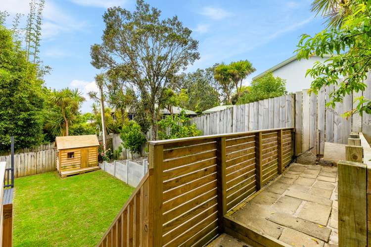 91b Woodglen Road Glen Eden_16