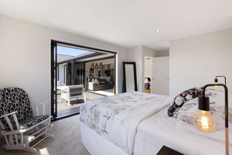 76 Puhirake Crescent Pyes Pa_19