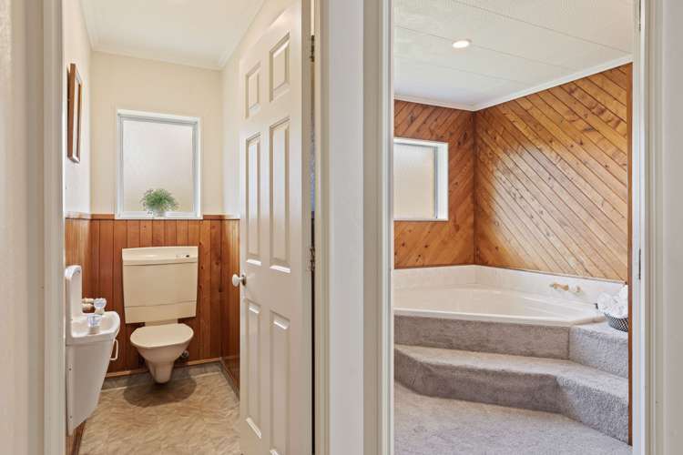 14a Boulevard Drive Merrilands_23