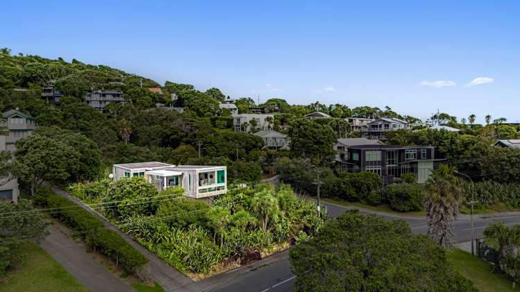 2 Berridge Road Muriwai_32