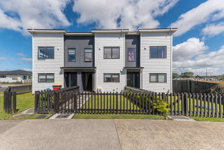 4 Lumbarda Drive Kumeu_22