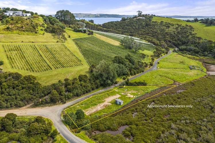 335 Gordons Road Waiheke Island_0
