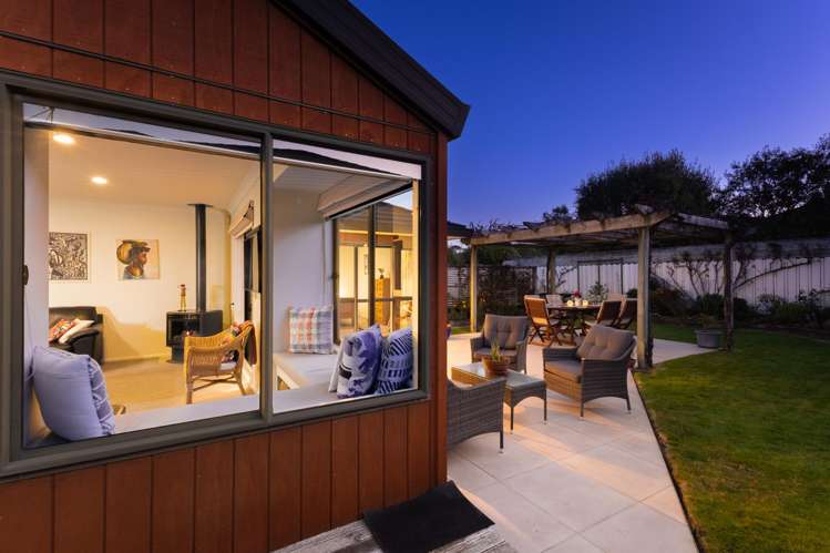 42 Campion Road Waikanae Beach_11