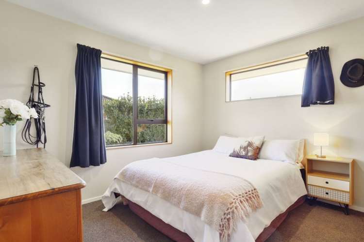 12 Oldham Place Darfield_12