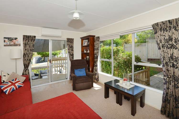41 Raumati Crescent Onerahi_3