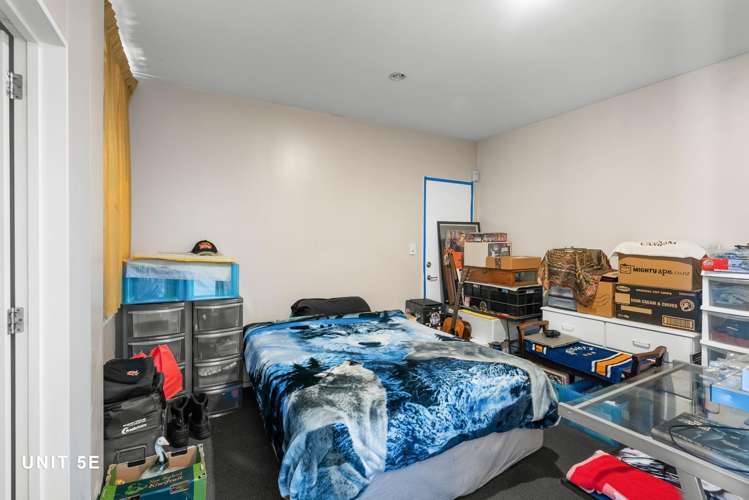 9 Hands Road Middleton_16