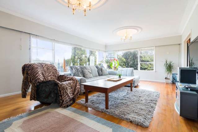 2 Chatsworth Crescent Pakuranga Heights_2