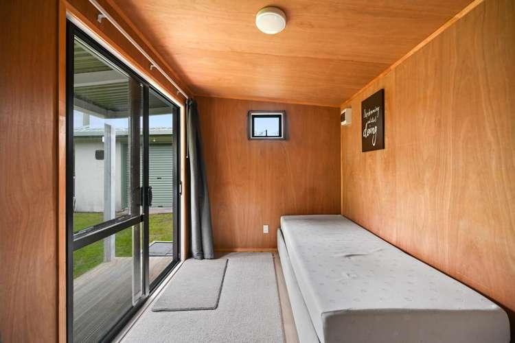 9 Kelvin Place Hamilton East_21