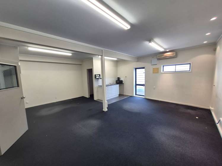 Unit 3/2 Edwin Street Mt Eden_1