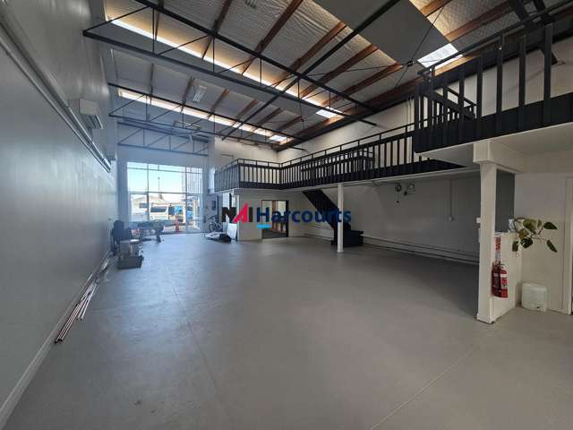 196 Centreway Road Orewa_2