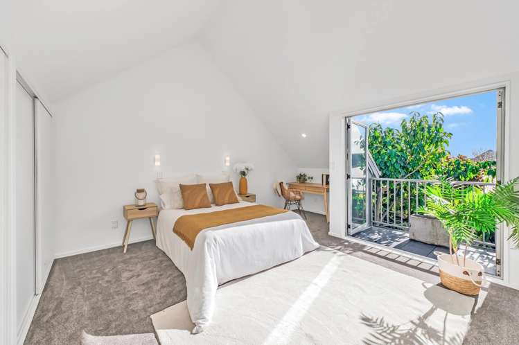 4/1010 Colombo Street Saint Albans_17
