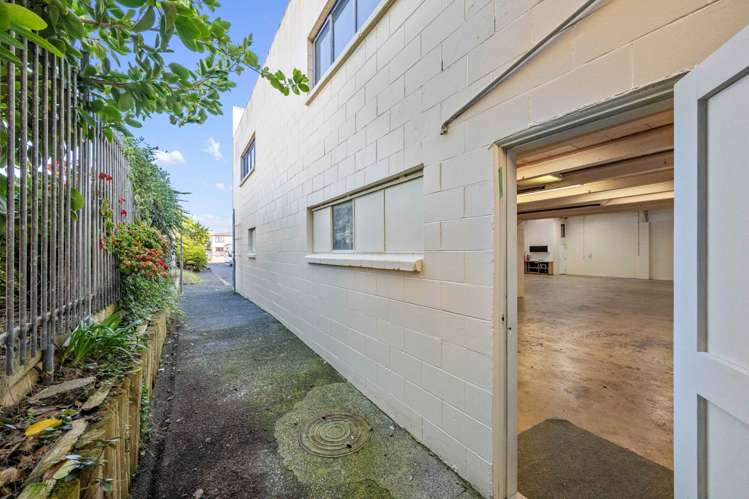 Unit C/4099 Great North Road Glen Eden_15