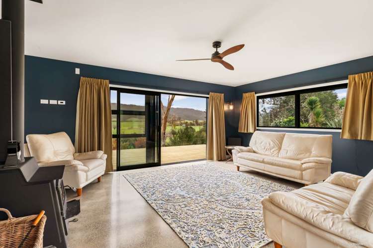 2 Fern Road Mangatangi_9