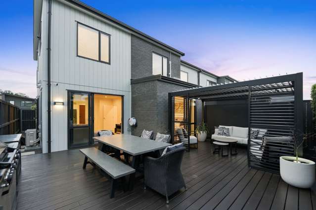 Spacious, Stylish & Superbly Located