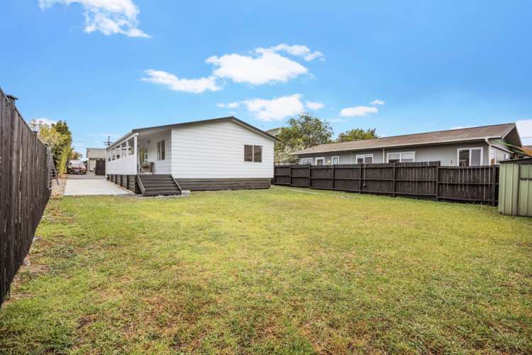 42a Titirangi Road New Lynn_12