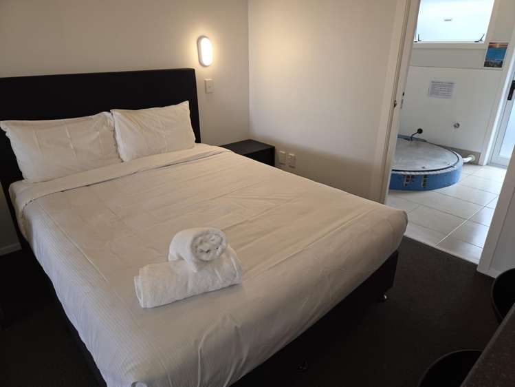 293 Fenton Street Glenholme_5