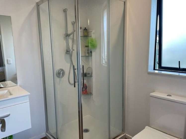 4 Fearne Drive Woodend_13