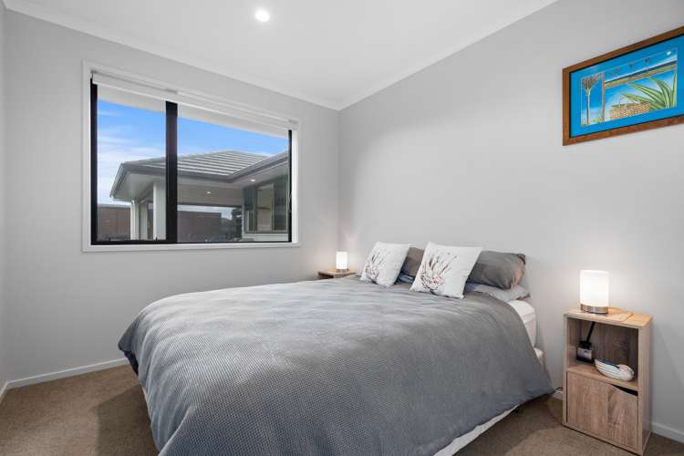 8 Lanyard Place One Tree Point_24