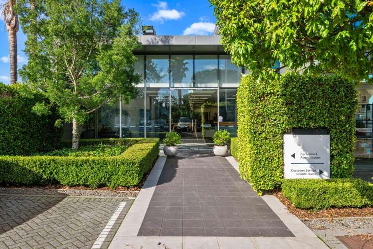124 Bush Road Albany_3