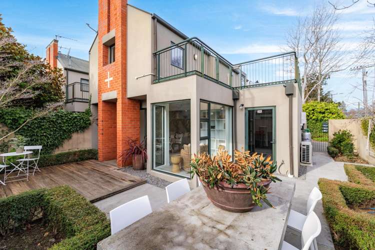 1/56 Hewitts Road_0