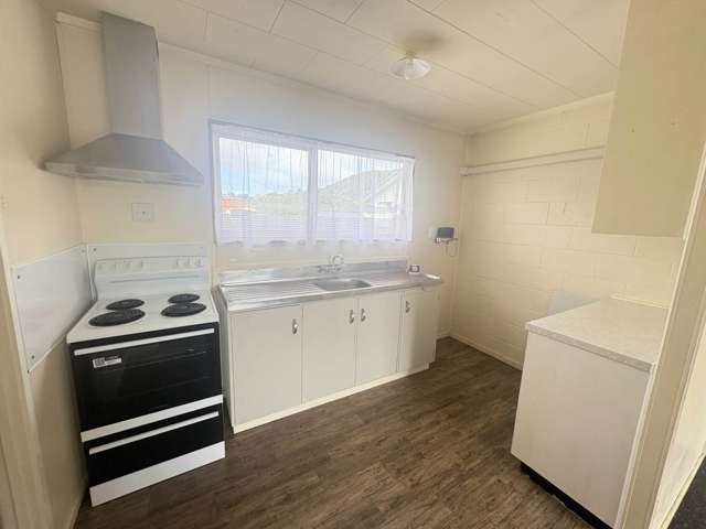 8/310 Western Hills Drive Avenues_1