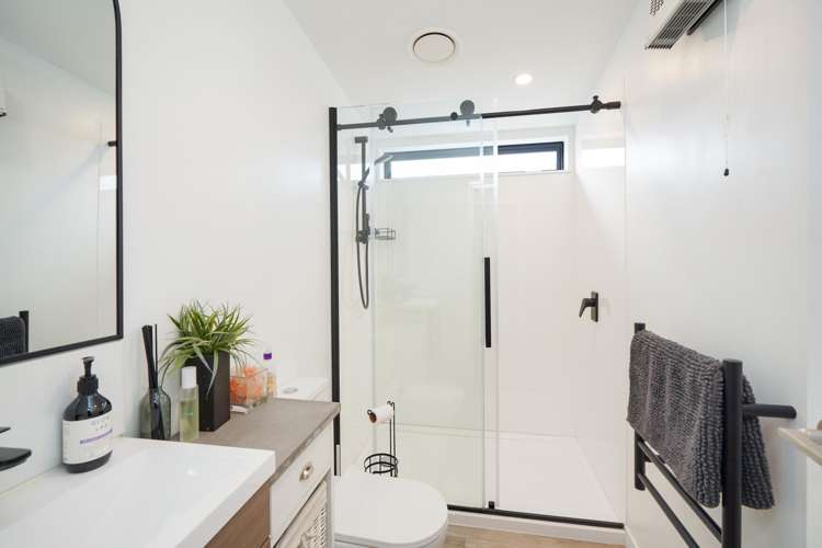 B/25 Morton Street Riverton_12