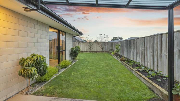 25 Silverstone Loop Rolleston_21