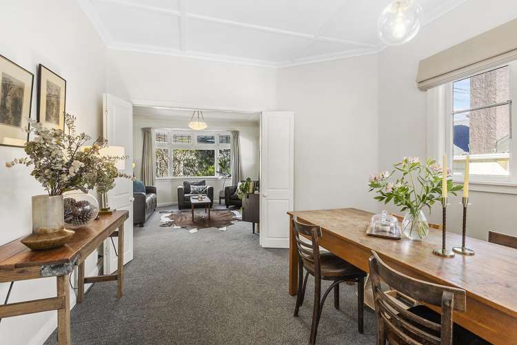 8 Friend Street Karori_4