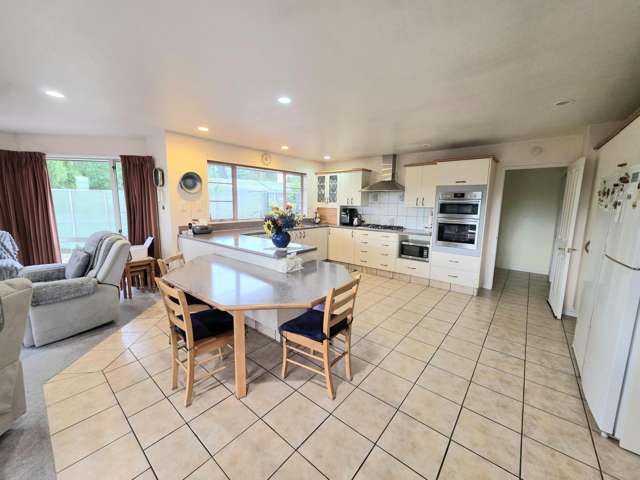 79 Maudes Road Deborah_2