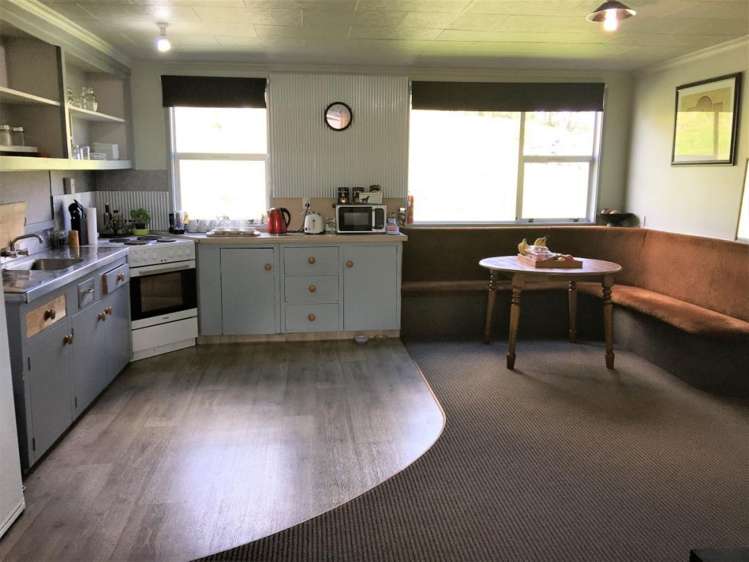 42 Romahapa Road Balclutha_9