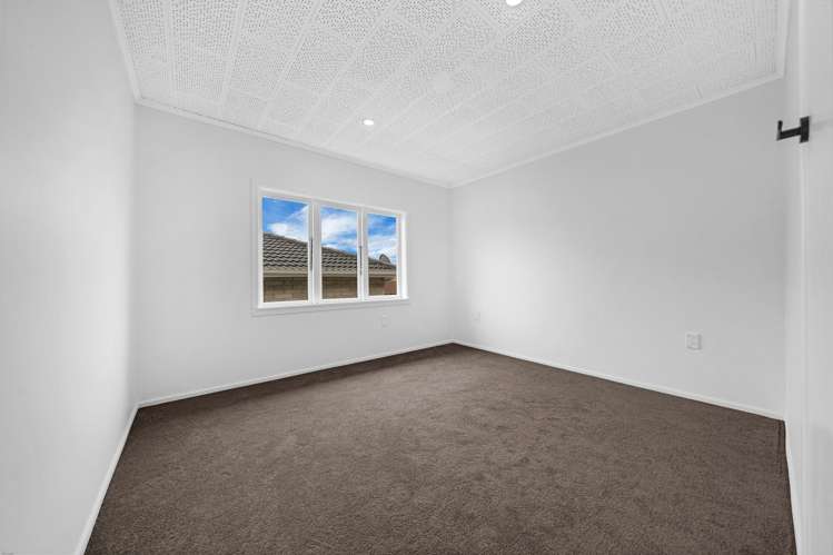 76 Old Wairoa Road Papakura_17