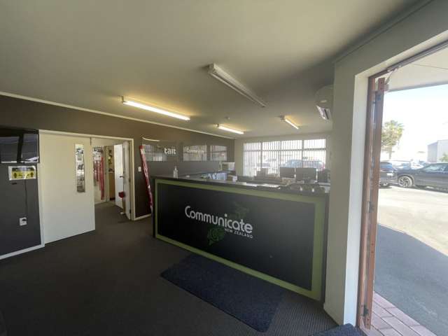 92 Ford Road Onekawa_1