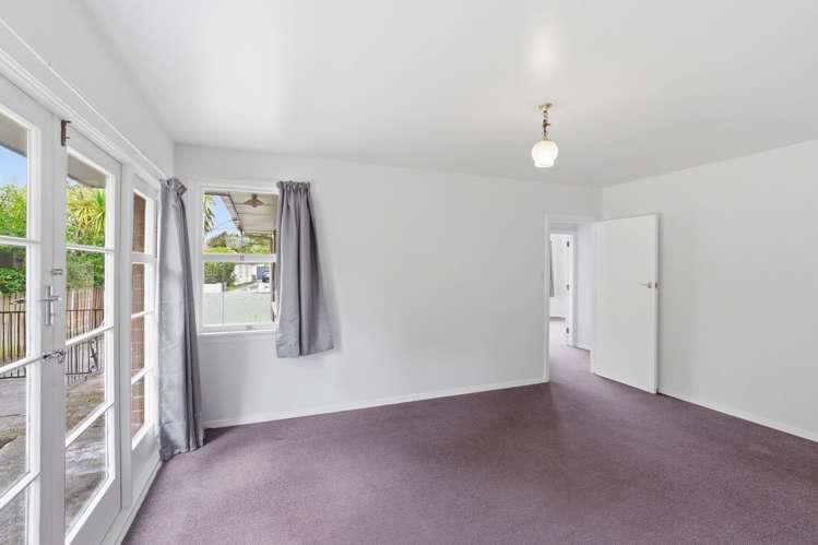 15 Rowses Road Aranui_9