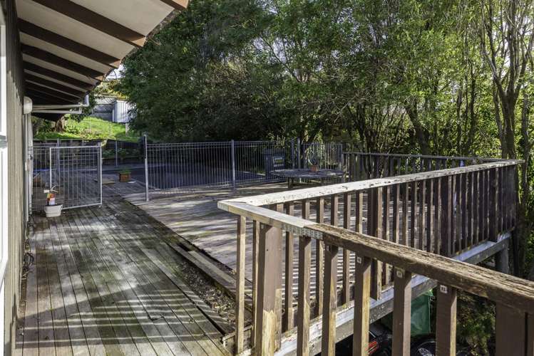 14 Charles Dickens Drive Mellons Bay_20