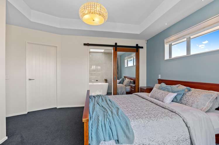 38 Halpin Drive Lincoln_16