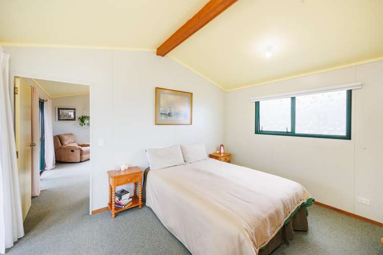 1 Seabury Avenue Foxton Beach_24