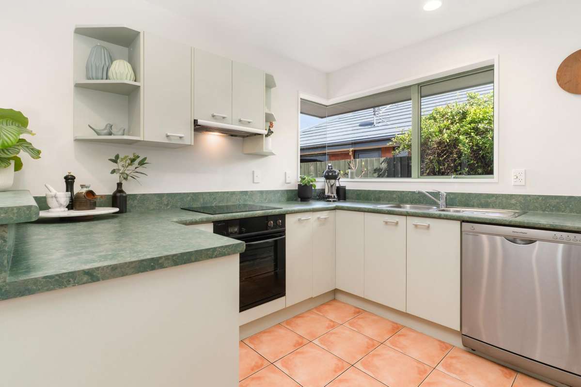 242 Williams Street_1