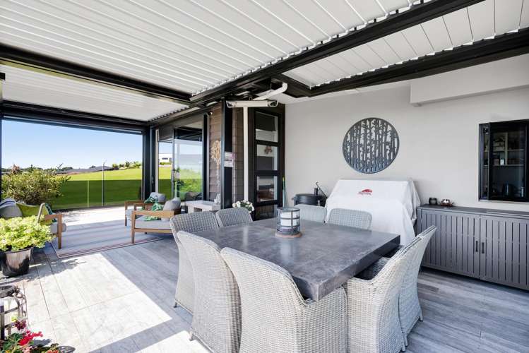 15 Links Drive Bell Block_17