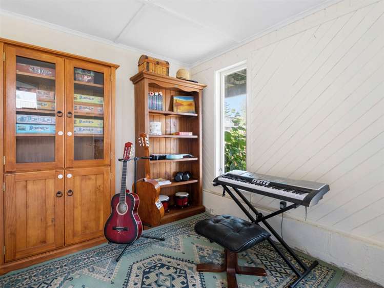 5 Riverhills Avenue Pakuranga Heights_8