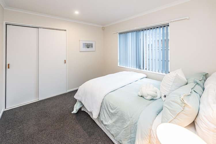 1 Loader Place Tawhero_17