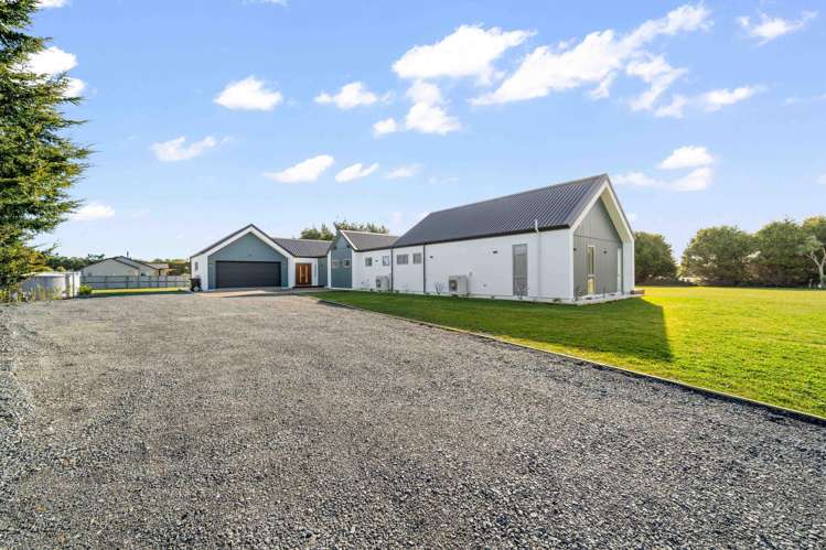 2 Marama Avenue South Otatara_24