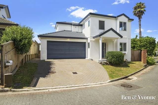 Renovated Stunner - Ellerslie Border!