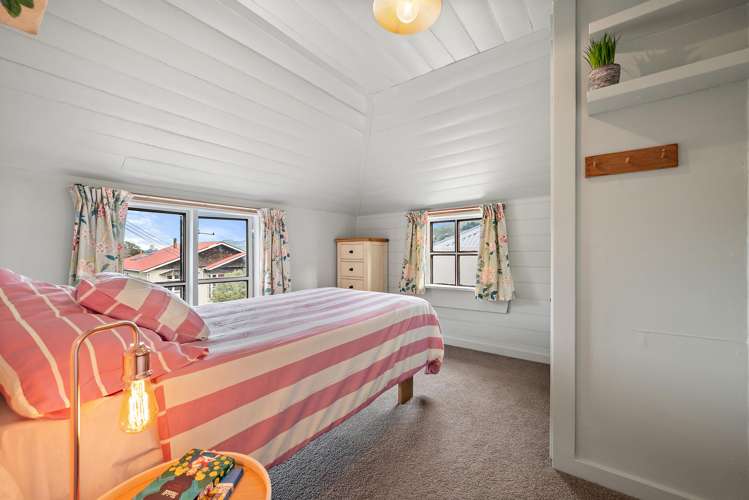 2 Ripon Street Lyttelton_24